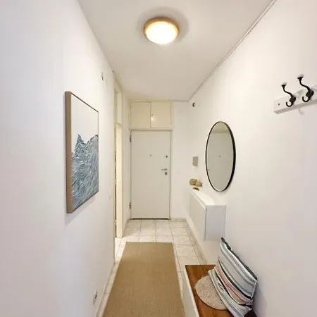 Sibenska Cozy Split